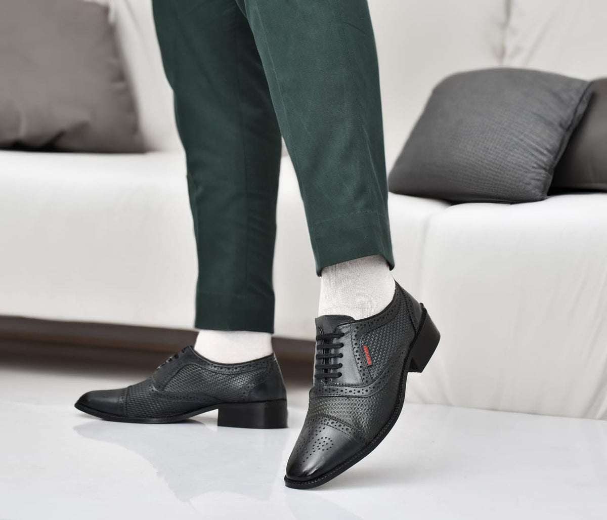 Ostrichfit Strumento Handtooled Luxury Derby Art OF-6510